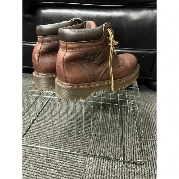 Dr. Martens Brown Leather Combat Boots made in England Size 6 woman’s 4 men’s - Picture 3 of 13